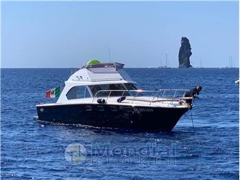 Magnum Marine 38 Fly